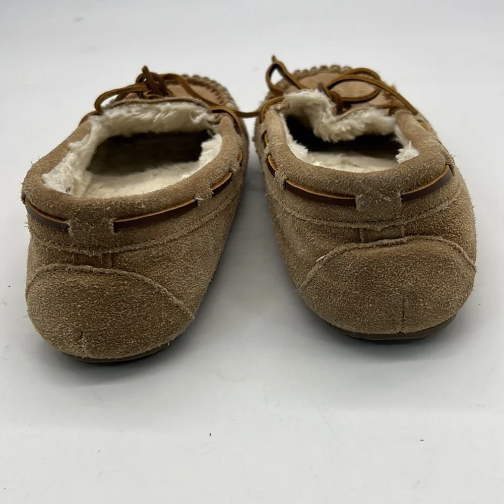 Minnetonka Camel Color Childs Moccasins size 3